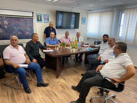  بلدية عرابة ومجلس إقليمي بستان المرج يجتمعون مع الموحدة ورئيسها منصور عباس